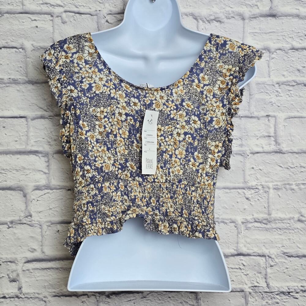 NWT Patrons of Peace Womens Large Smocked Floral Cropped V Neck Top - Picture 2 of 15
